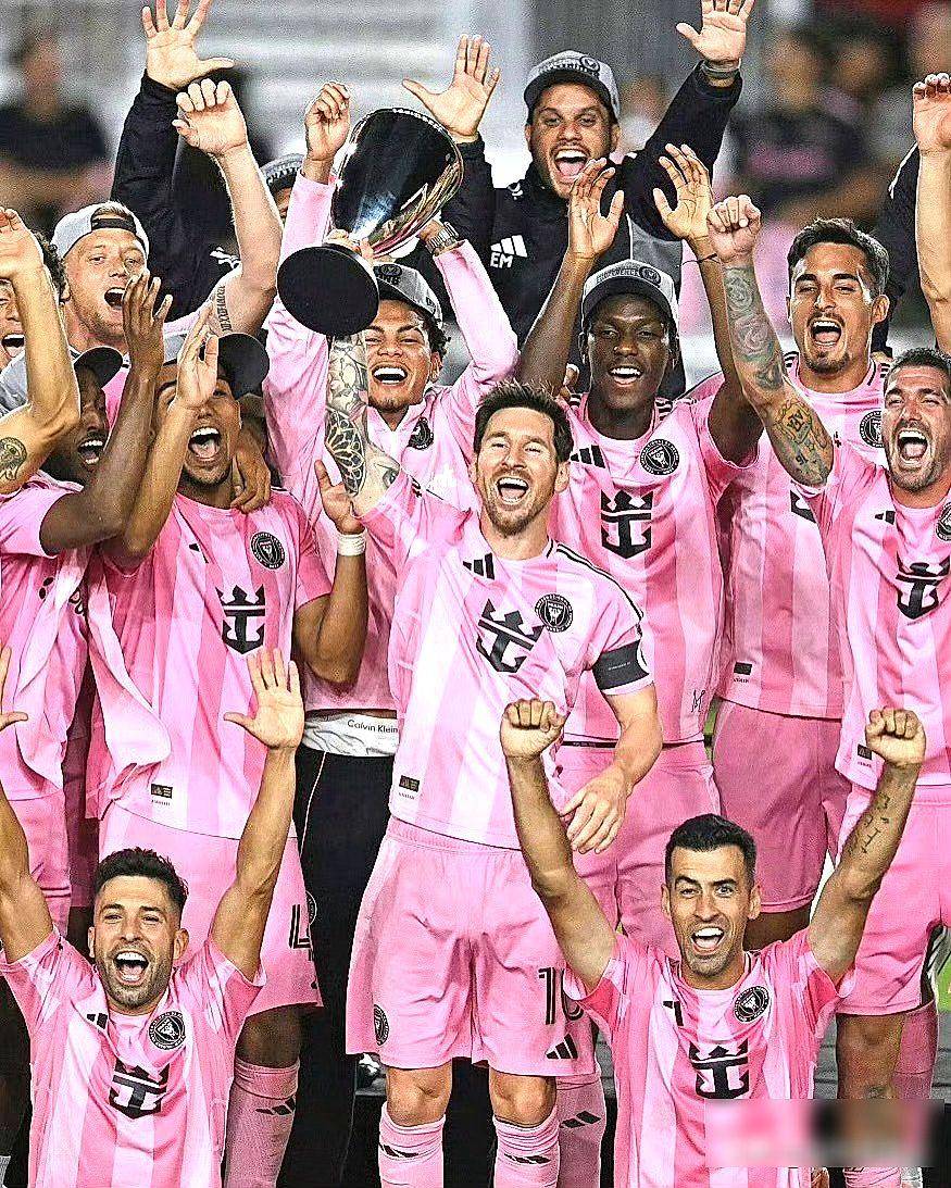 爱游戏登陆入口关于转折点！那不勒斯防线松动，国王杯今晨攻防权衡，球迷炸锅，医务组通报恢复的信息